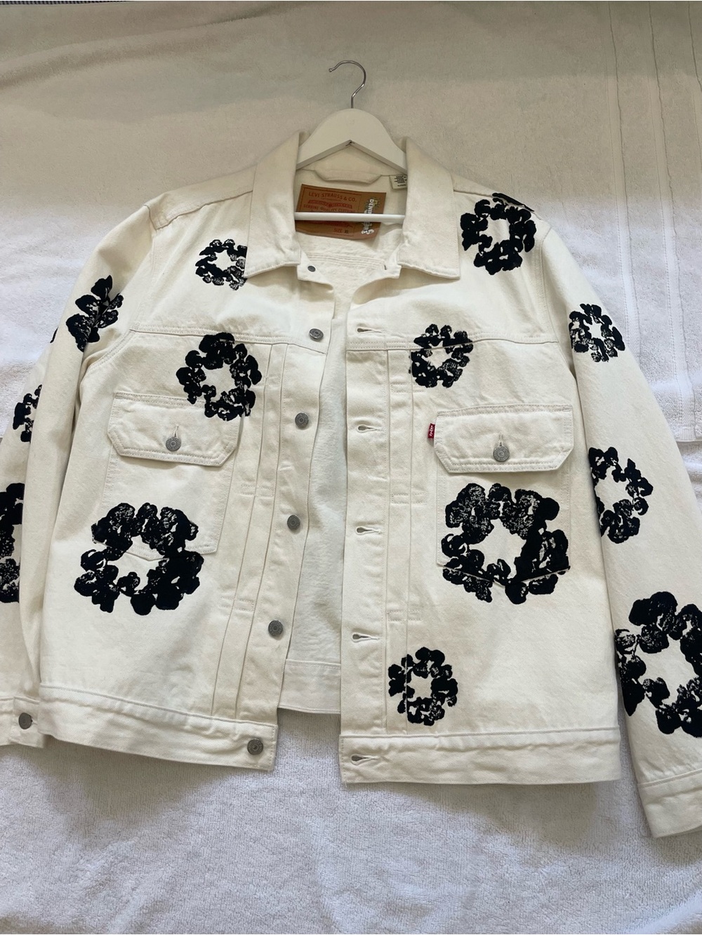 100% Authentic Denim Tears Levi’s Cream Denim Jacket